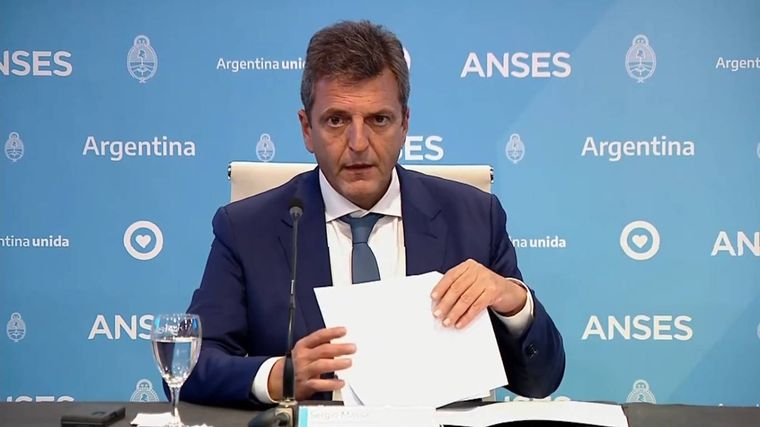 El ministro de Economía, Sergio Massa, está enfocado en poner un freno a la suba de precios. Pero sabe que la tarea no es para nada sencilla.