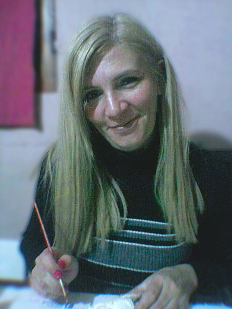 Buscada Viviana salió a una entrevista de trabajo y ahí se perdió su pista.