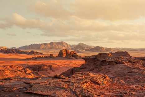 Marte no tiene agua en superficie, según todo la información reunida. Foto: Shutterstock Marte no tiene agua en superficie, según todo la información reunida. Foto: Shutterstock