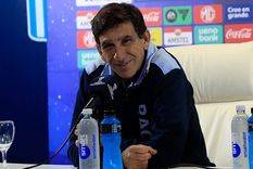 Gustavo Costas piensa en una larga concentración previa. Foto: Racing Oficial Gustavo Costas piensa en una larga concentración previa. Foto: Racing Oficial