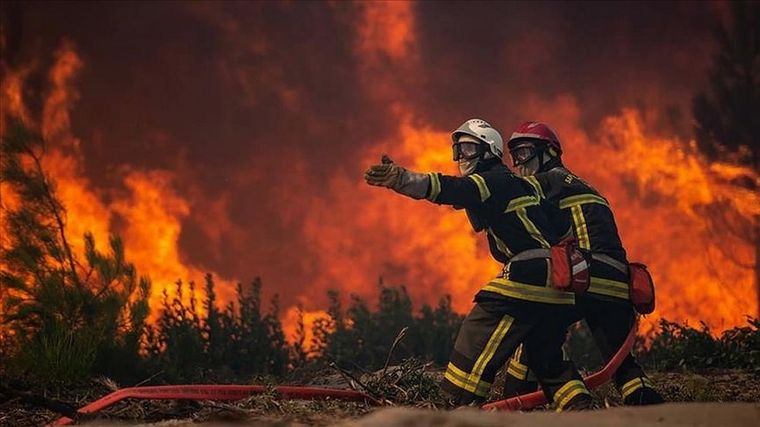 Europa, castigada por el calor, la sequía y los incendios forestales. Foto: AA