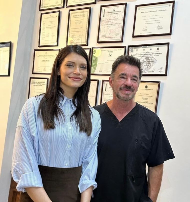 La actriz debió ser asistida por personal de salud en un hotel porteño antes de viajar. La actriz debió ser asistida por personal de salud en un hotel porteño antes de viajar.