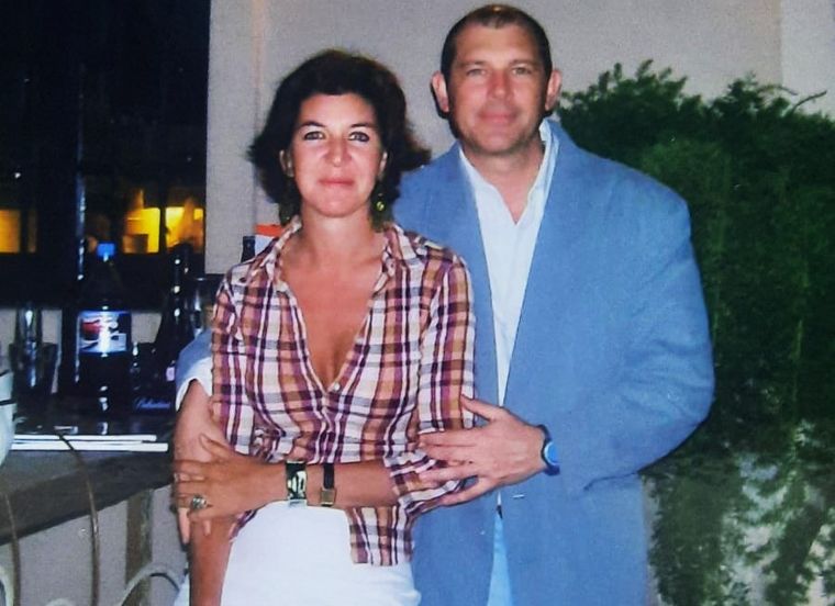 Cata Damond en su años más mozos. Posa junto a su hermano, el músico apodado Pato. Cata Damond en su años más mozos. Posa junto a su hermano, el músico apodado Pato.