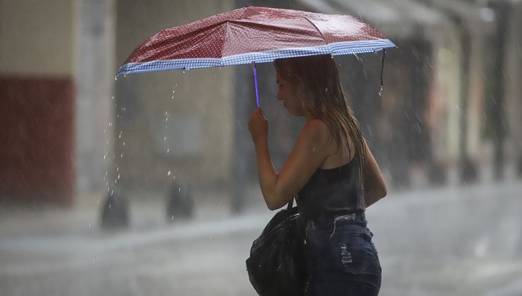 El Servicio Meteorológico Nacional anuncia fuertes tormentas para más de la mitad del país Foto: NA