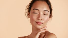 Muchas famosas cuidan con los mejor productos sus rostros. Foto: LUXlife Magazine