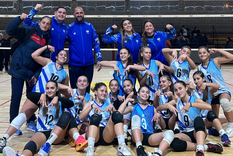 Mendoza debutó en el Argentino de Selecciones Sub 14 de vóley en Bariloche.