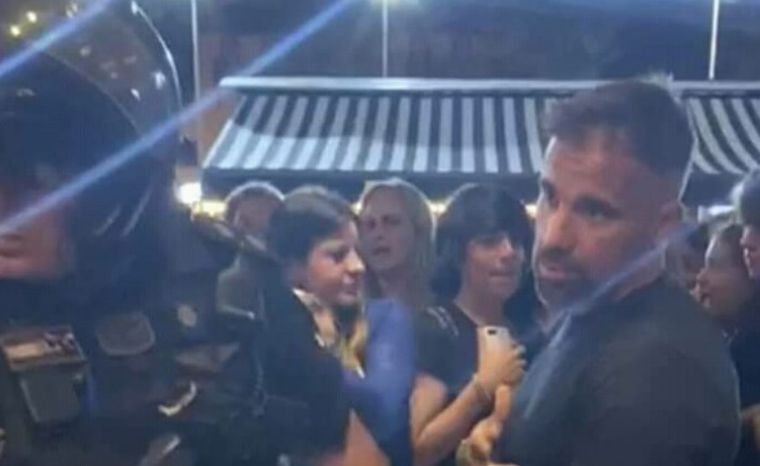 El hombre que golpeó al mozo en Pinamar por no atenderlo rápido