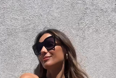 Con una combinación en blanco y negro, la modelo revela cómo llevar esta prenda con estilo. Foto: Instagram: pampitaoficial