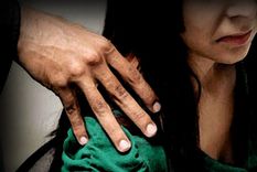 una mujer denuncio a un pediatra por acoso sexual