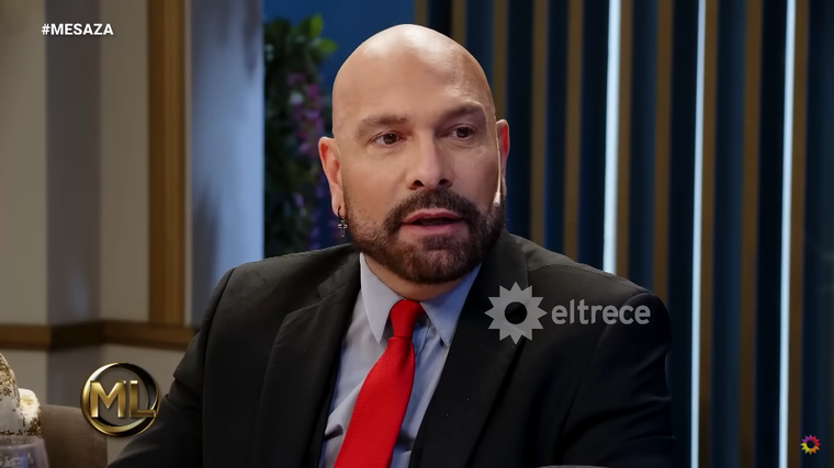 Fredy Villarreal sorprendió a Mirtha. Foto: captura de video YouTube/ El Trece. Fredy Villarreal sorprendió a Mirtha. Foto: captura de video YouTube/ El Trece. 