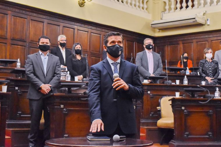 Andrés Lombardi juró otra vez como presidente de la Cámara de Diputados. Foto: Prensa Cámara de Diputados