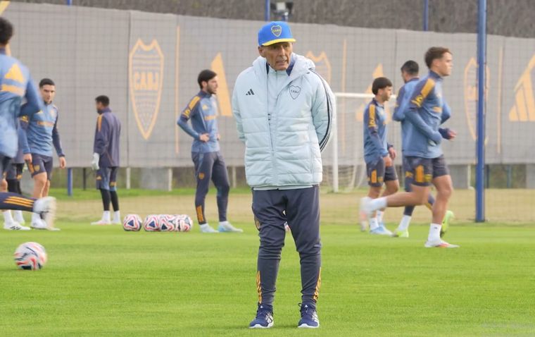 ¿Llega Cavani al debut de Boca en el Mundial de Clubes? Russo le pidió calma y todavía no entrena con el grupo.