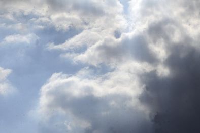 MDZol | Nubes de tormenta ya cubren buena parte de la Precordillera.