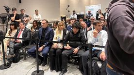 Dieguito Fernando junto a su mamá Verónica Ojeda en el veredicto contra Julieta Makintach. Dieguito Fernando junto a su mamá Verónica Ojeda en el veredicto contra Julieta Makintach.