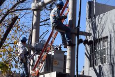 Edemsa continúa con sus tareas de mantenimiento en distintas zonas de Mendoza