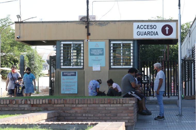 Los médicos de guardia llevan adelante un reclamo por mejoras salariales Foto: Maximiliano Ríos/MDZ