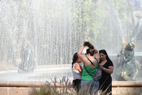 Días sofocantes y con probabilidad de tormentas en Mendoza. Días sofocantes y con probabilidad de tormentas en Mendoza.