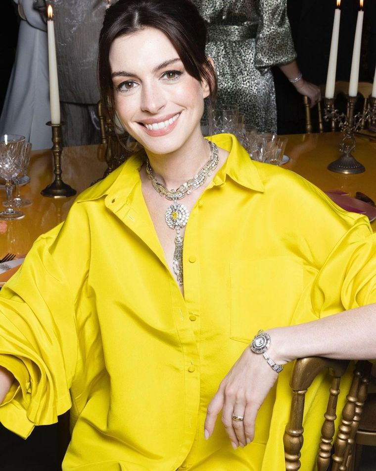 Anne Hathaway regresa al cine junto a esta excéntrica cábala Foto: Instagram