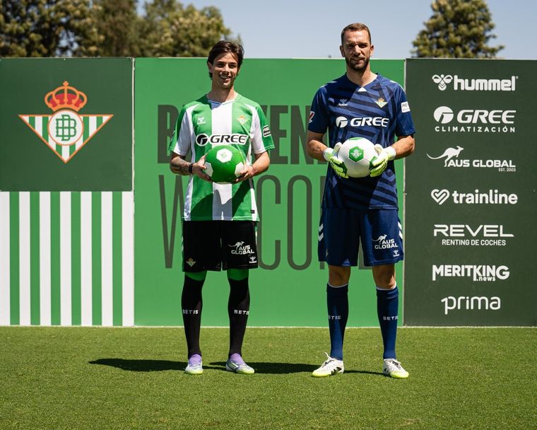 Valentín Gómez dejó Vélez y fue presentado en el Real Betis de España. Foto: @RealBetisBalompié