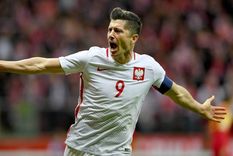 Robert Lewandowski, el capitán y estrella del seleccionado polaco que hoy se enfrenta a Argentina por la última fecha de la fase de grupos del Mundial Qatar 2022.