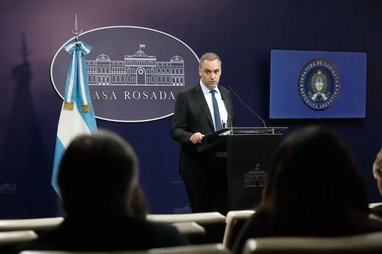 ¿A esta altura el problema es Manuel Adorni? ¿A esta altura el problema es Manuel Adorni?