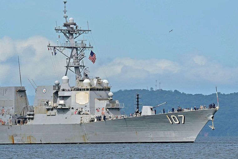 El destructor de misiles guiados USS Gravely llegó a Trinidad y Tobago.