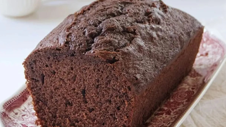 En algunas regiones, la receta de budín de chocolate se mezcla con café o licor para intensificar su sabor y hacerlo más sofisticado. En algunas regiones, la receta de budín de chocolate se mezcla con café o licor para intensificar su sabor y hacerlo más sofisticado.