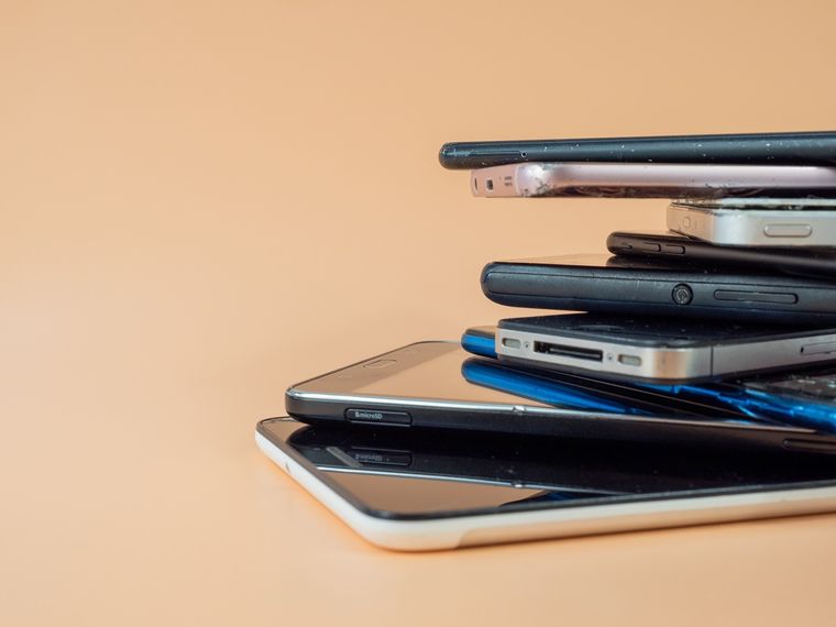 El chequeo del IMEI es vital al buscar teléfonos usados en Argentina. El chequeo del IMEI es vital al buscar teléfonos usados en Argentina.