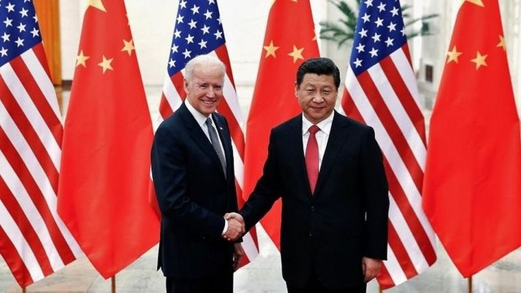 Biden no es nuevo en el gobierno ni en su relación con China: en esta foto, en 2013, cuando era vicepresidente de Obama. Foto: REUTERS