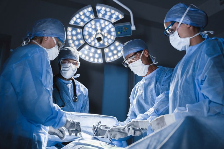 Un jubilado se sometió a una cirugía urológica en una clínica de Junín y le dejaron un tubo dentro del cuerpo.&nbsp;