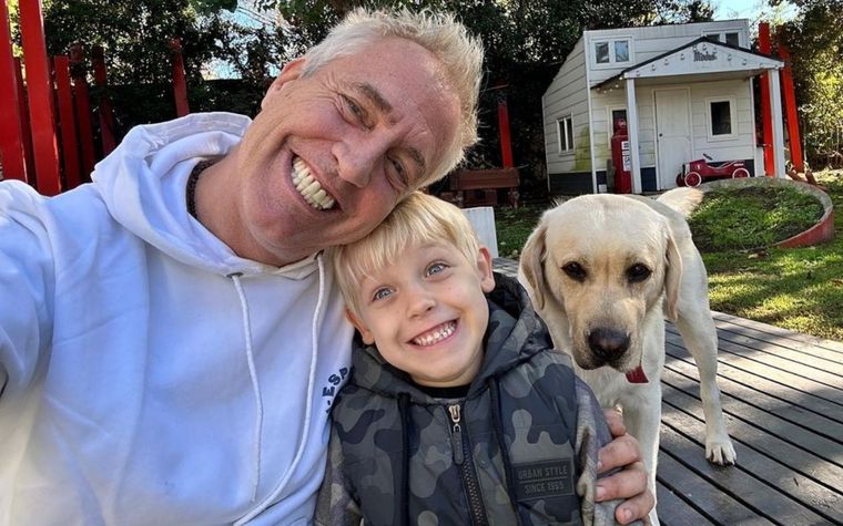 Marley y Mirko Padre e hijo festejaron el cumple de su perrito. Foto: Instagram Mirko