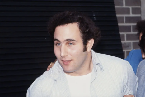 Conversaciones con asesinos: Las cintas del Hijo de Sam sigue la historia de un asesino serial. Conversaciones con asesinos: Las cintas del Hijo de Sam sigue la historia de un asesino serial.