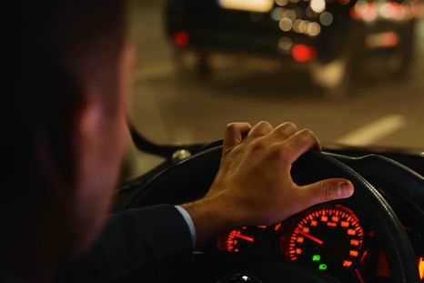 Errores en las luces de giro que atentan contra la seguridad vial. Errores en las luces de giro que atentan contra la seguridad vial.
