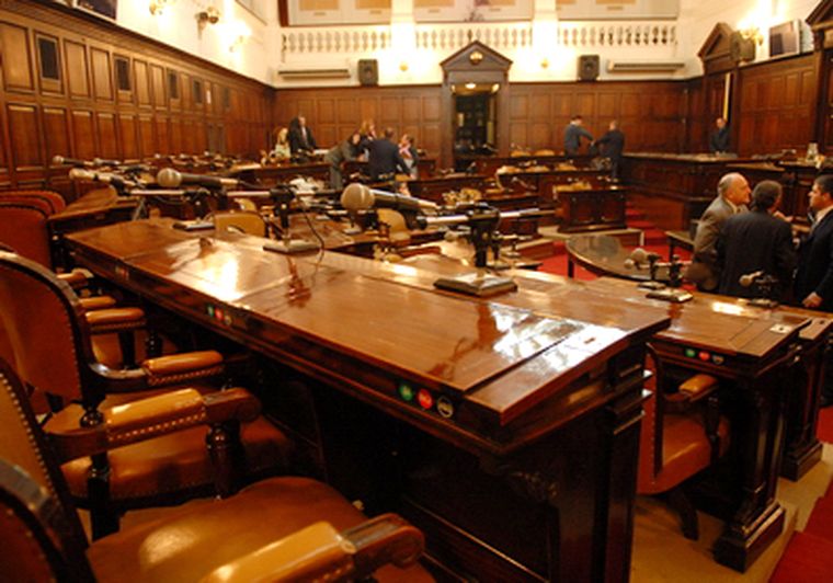 Así se vio la Legislatura esta mañana tras la cancelación. Foto: Nacho Gaffuri / MDZ