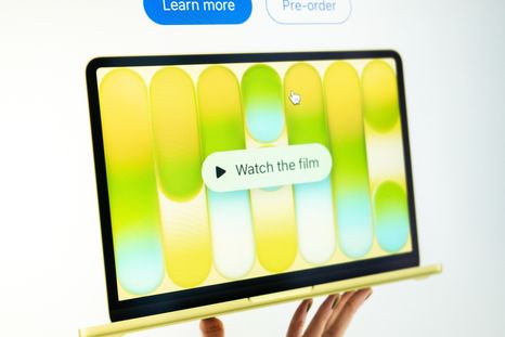 Según expertos, el diseño de la MacBook Neo permite acceder a los componentes internos de forma más sencilla que en modelos anteriores. Según expertos, el diseño de la MacBook Neo permite acceder a los componentes internos de forma más sencilla que en modelos anteriores.