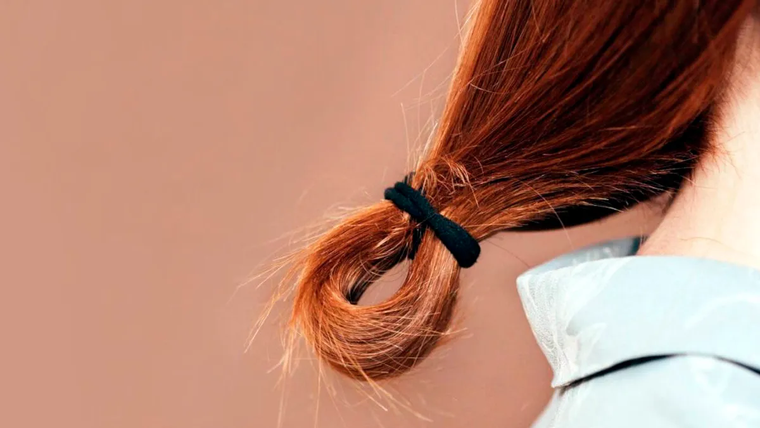 4 consejos que tienes que seguir para sanar las puntas abiertas del cabello Cuida tu cabello regularmente y se verá hermoso. Foto: Pexels