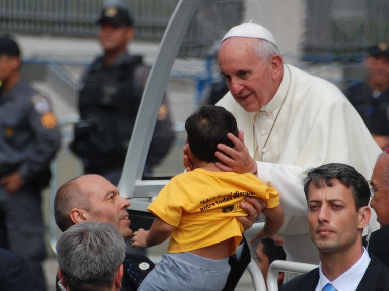 La muestra fotográfica“Francisco: servidor en Buenos Aires, servidor para el mundo”. La muestra fotográfica“Francisco: servidor en Buenos Aires, servidor para el mundo”.