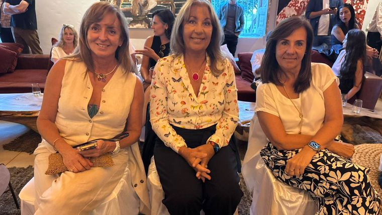 Eliana Zárate, Gladys Vidal y Zulema Fernández. Eliana Zárate, Gladys Vidal y Zulema Fernández.