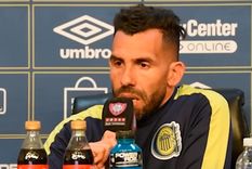 Carlos Tevez El entrenador de Central se mostró enojado por una decisión que tomaría la dirigencia del Canalla. Carlos Tevez El entrenador de Central se mostró enojado por una decisión que tomaría la dirigencia del Canalla.