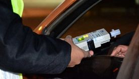 El conductor chocó contra una columna de alumbrado público en avenida Libertador y registró altos niveles de alcohol en sangre. Foto: Archivo MDZ El conductor chocó contra una columna de alumbrado público en avenida Libertador y registró altos niveles de alcohol en sangre. Foto: Archivo MDZ