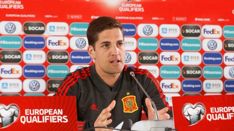 Robert Moreno dirigió la Selección de España de forma interina en 2019. Robert Moreno dirigió la Selección de España de forma interina en 2019.