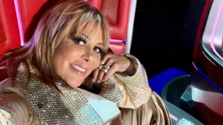 Despampanante a sus 52 años Alejandra Guzmán paralizó la red al posar sin ropa