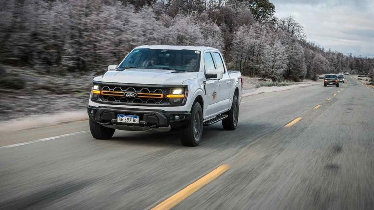 Viajamos hasta Villa La Angostura para vivir tres días a puro manejo off-road a bordo de las pick-ups más novedosas de Ford.