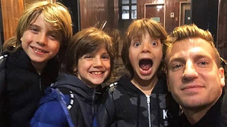 Maxi López no quiere que Mauro Icardi comparta tiempo con sus hijos. Maxi López no quiere que Mauro Icardi comparta tiempo con sus hijos.