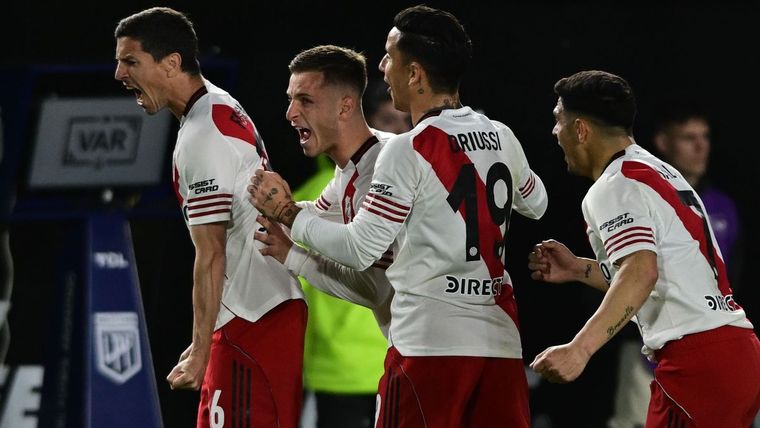 Una vez más la IA reveló un resultado para el partido de esta noche, entre River y Palmeiras.