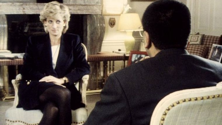 Diana de Gales, en plena entrevista. Foto: BBC
