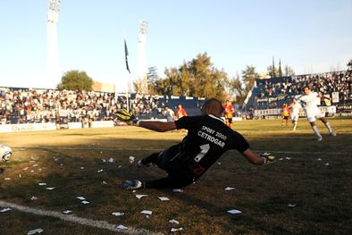 MDZol | Ferradas marcó de penal. Foto: Pachy Reynoso/MDZ