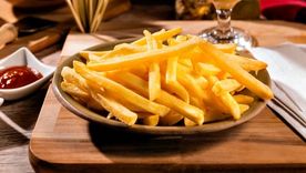 Un relevamiento determinó que 7 de cada 10 argentinos eligen la papa frita como acompañamiento.