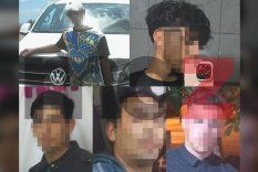 Arriba: Rubén y José de Antonio. Abajo: Alexis y Gustavo Chacón y Matías Villegas de Antonio, cinco de los seis detenidos por el robo del arma policial. (Se pixelan los rostros porque aún no habían sido imputados) Arriba: Rubén y José de Antonio. Abajo: Alexis y Gustavo Chacón y Matías Villegas de Antonio, cinco de los seis detenidos por el robo del arma policial. (Se pixelan los rostros porque aún no habían sido imputados)