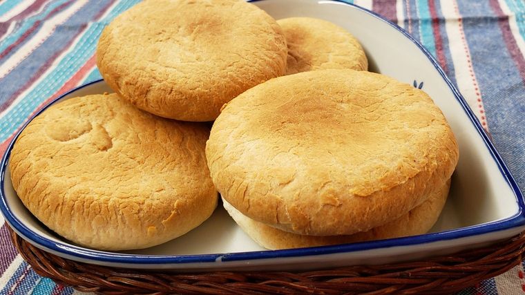 La tortitas raspadas, un clásico mendocino en cada merienda. Desde el lunes tendrá un aumento en la docena. Foto: Archivo MDZ